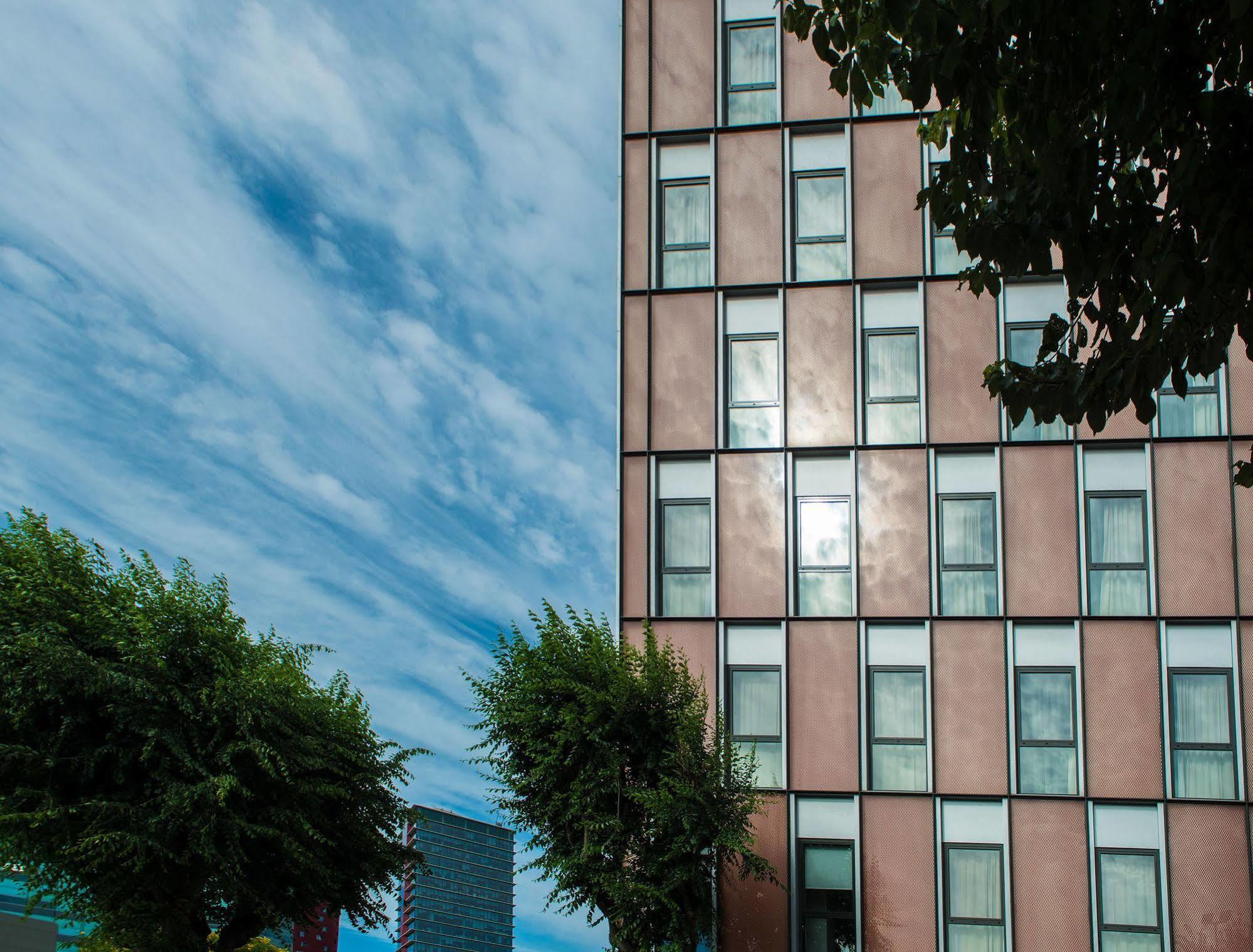 Aparthotel Ona Living Barcelona 4*