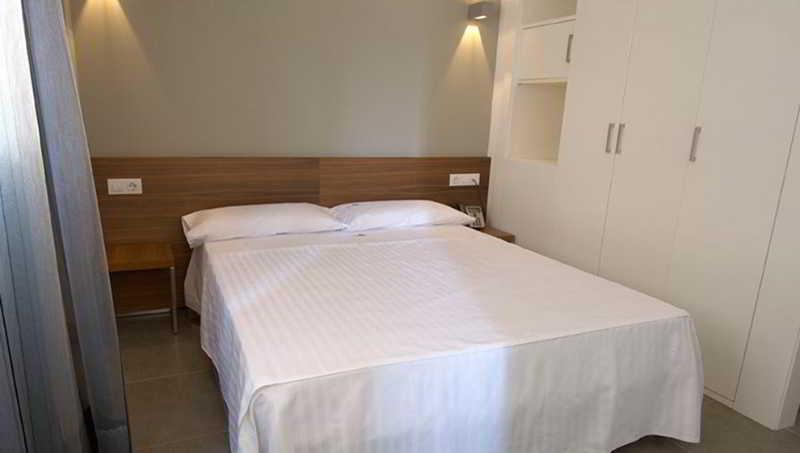 Ona Living Barcelona Aparthotel 4*
